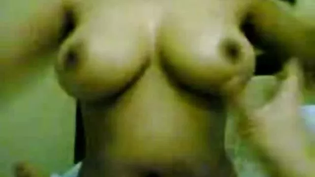 XXX कोई पंजीकरण  स्कीनी शौकिया के साथ ओरल सेक्स जंगल लव सेक्सी मूवी